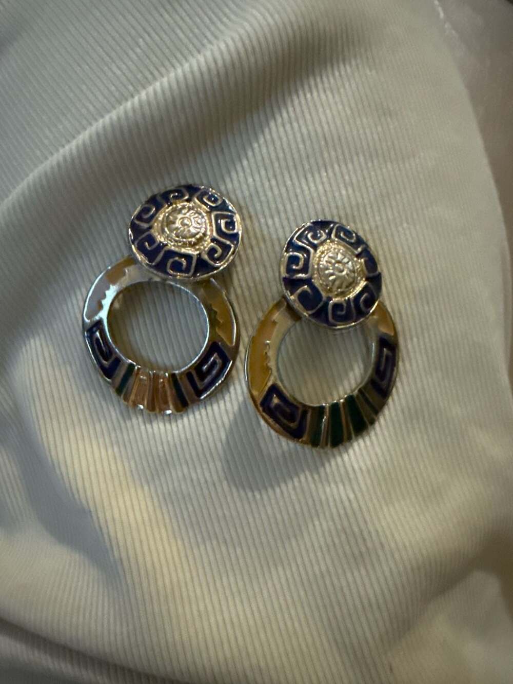 Vintage 1980s Egyptian Revival Greek Key Enamel Gold-Tone Clip-On Earrings. Dres